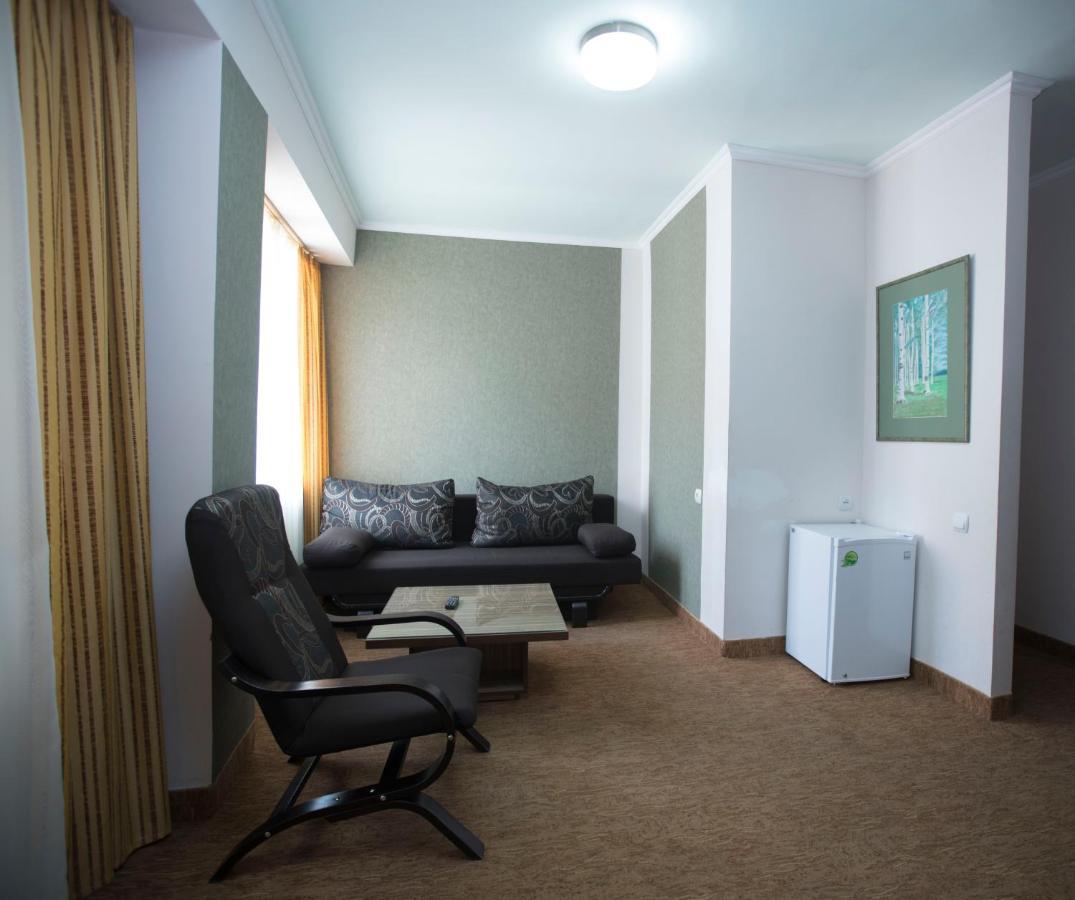 Tsaghkahovit Hotel Tsaghkadzor Esterno foto