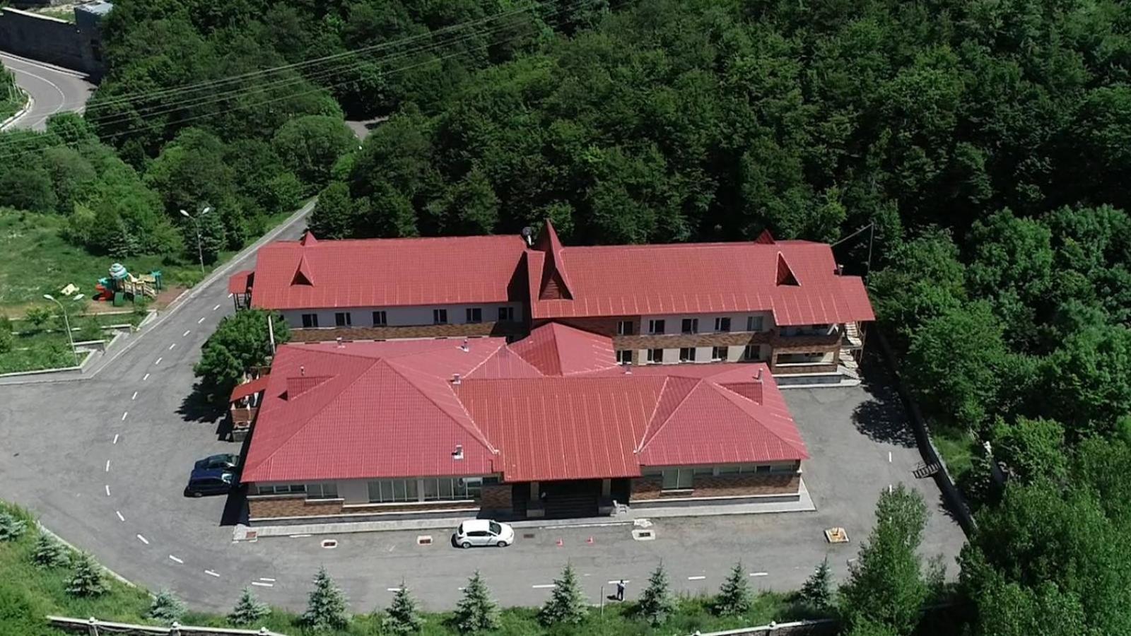 Tsaghkahovit Hotel Tsaghkadzor Esterno foto