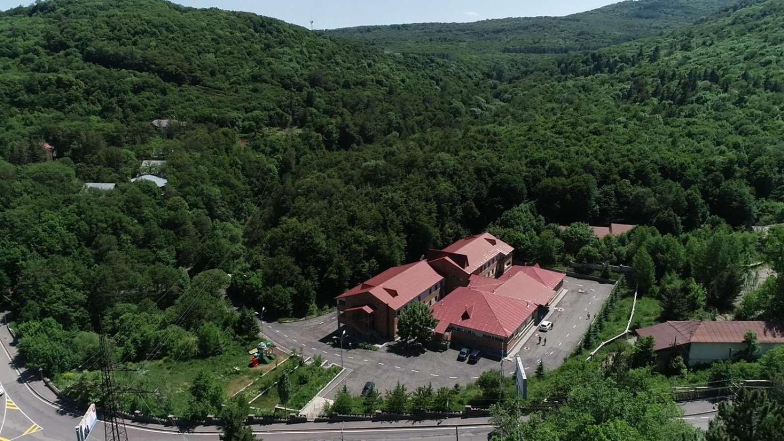 Tsaghkahovit Hotel Tsaghkadzor Esterno foto